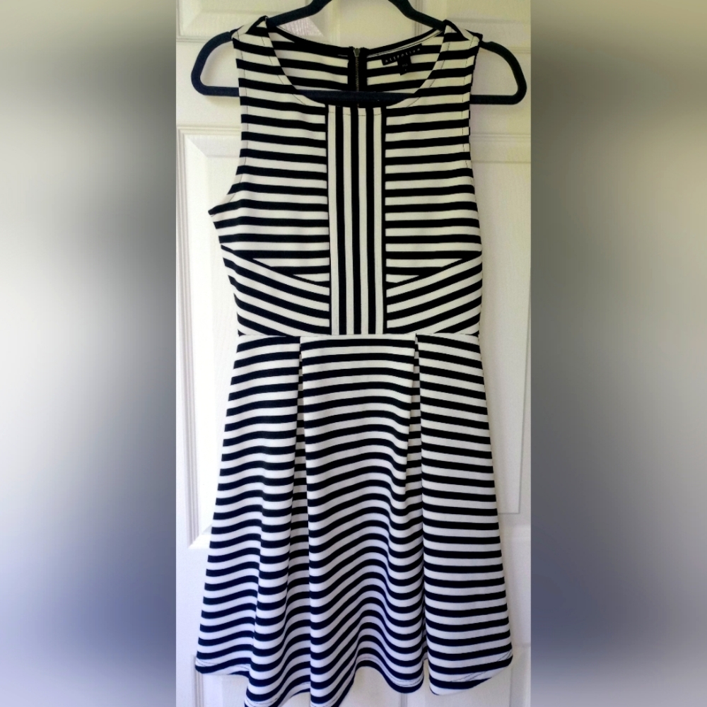 This Barbie prefect beautiful dress has a stretch fabric that looks great on!